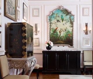 A display of the blend of traditional and modern art, which can be found in the interior design of The Connaught.