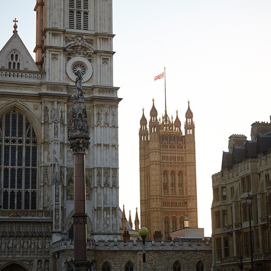 Overlooking Westminster Abbey, the Concierge team also offers service and advice for historic London tours.