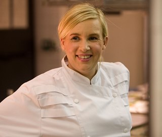 Hélène Darroze & her team