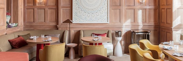 Hélène Darroze at The Connaught - room with small round dining table and armchairs