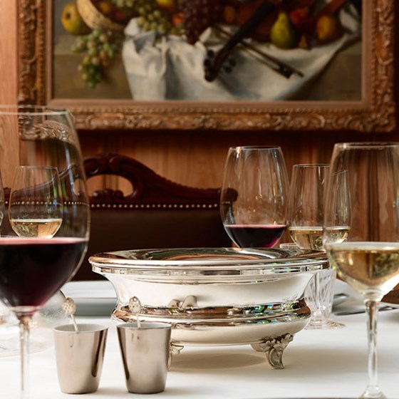 Sommelier's Table