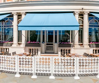 5-Star Luxury in {Mayfair}