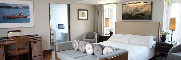 connaught suite with bed, sofa and cushions