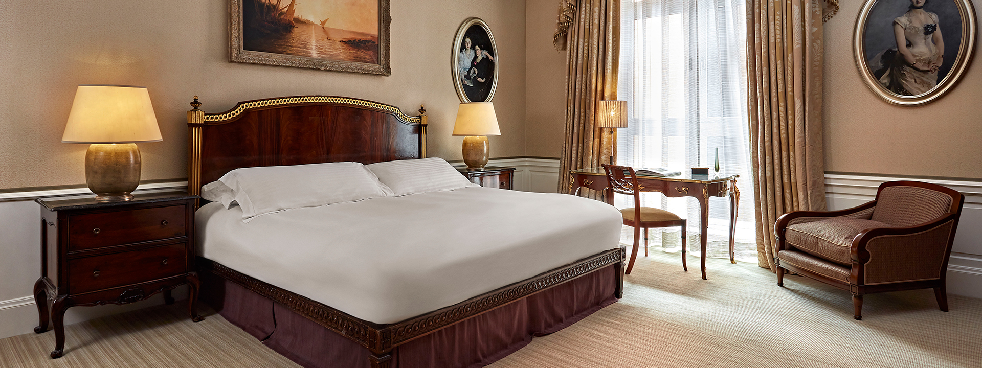Comfortable and spacious bed at the Sutherland Suite.
